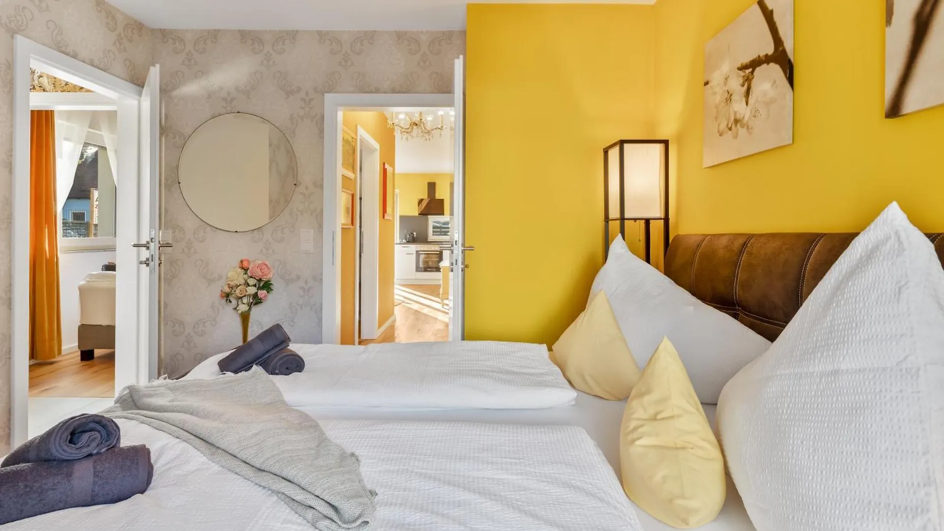 Apartment Yellow Suite - Whirlpool Garden - Free Parking - Wifi Vienna Austria